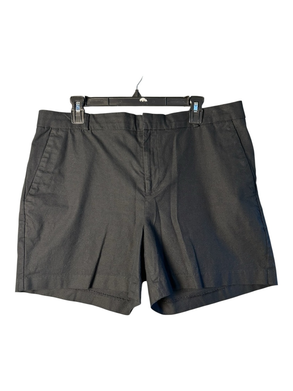 Banana Republic Women's Black Flat-Front Shorts Size 14 Casual Classic 5" Inseam - Picture 2 of 7